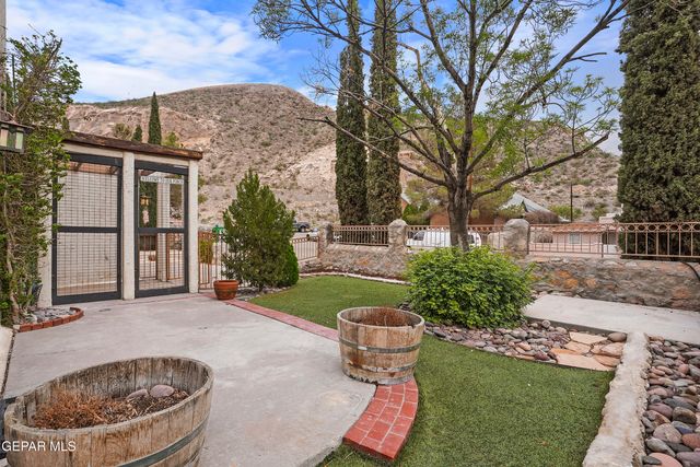 1805 GURSS Place, El Paso, TX 79902