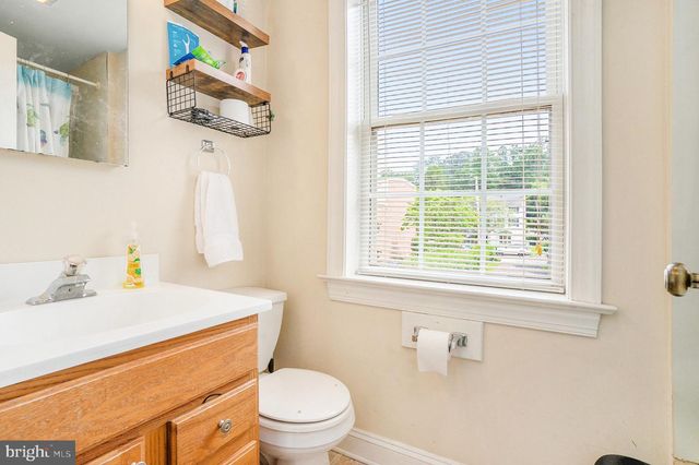 116 JACOBS, Mont Clare, PA 19453