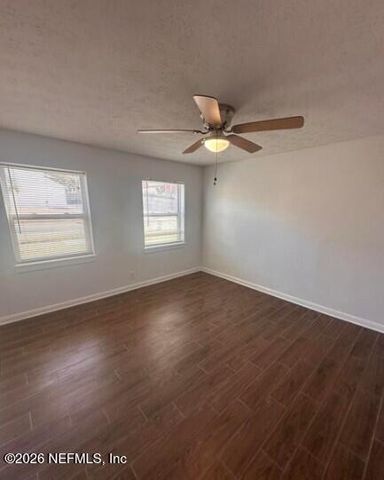 208 13TH Avenue N, Jacksonville Beach, FL 32250