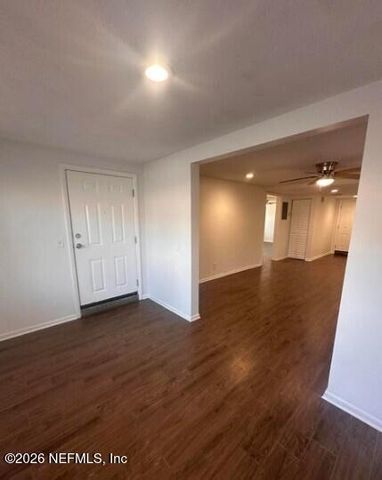 208 13TH Avenue N, Jacksonville Beach, FL 32250