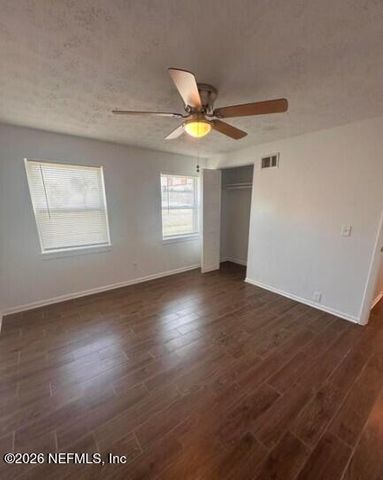 208 13TH Avenue N, Jacksonville Beach, FL 32250