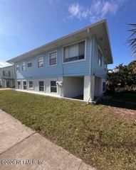208 13TH Avenue N, Jacksonville Beach, FL 32250