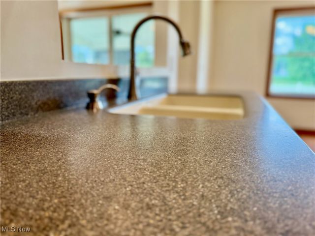 4 Julie Lane, Marietta, OH 45750