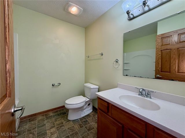 4 Julie Lane, Marietta, OH 45750