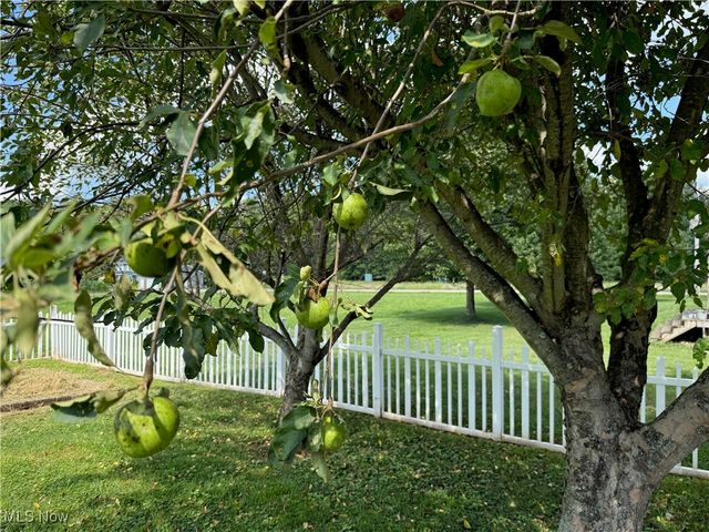 4 Julie Lane, Marietta, OH 45750