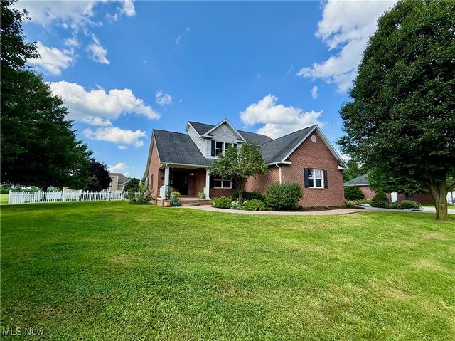 4 Julie Lane, Marietta, OH 45750
