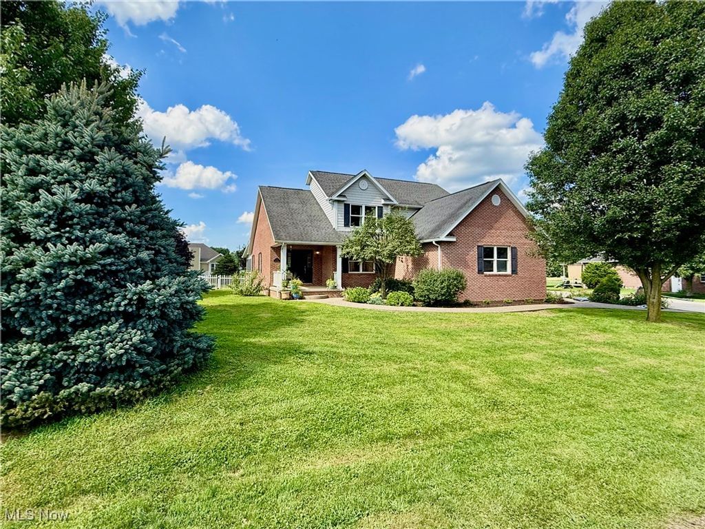 4 Julie Lane, Marietta, OH 45750