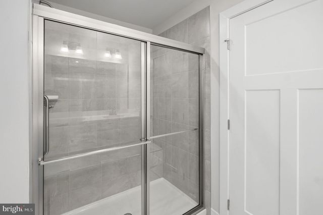 77 ALNWICK LN, Martinsburg, WV 25405