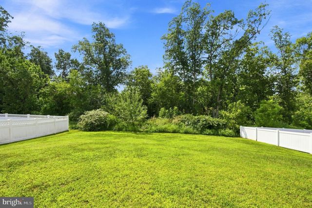 77 ALNWICK LN, Martinsburg, WV 25405