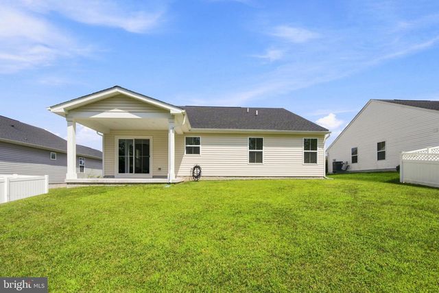 77 ALNWICK LN, Martinsburg, WV 25405