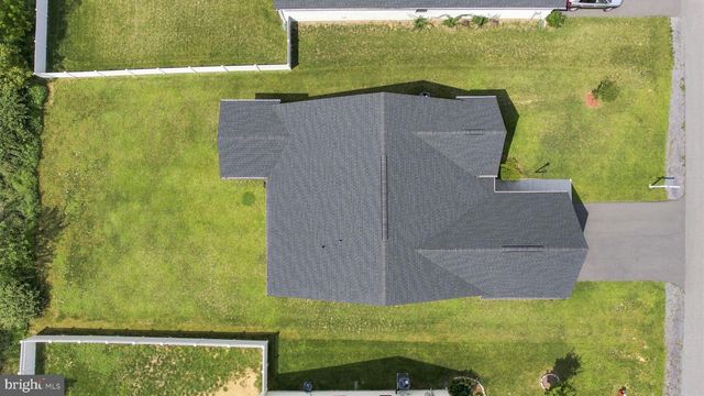 77 ALNWICK LN, Martinsburg, WV 25405