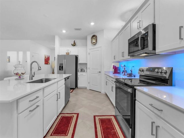 7973 LAKES EDGE LANE, Port Charlotte, FL 33981