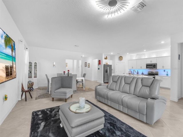 7973 LAKES EDGE LANE, Port Charlotte, FL 33981