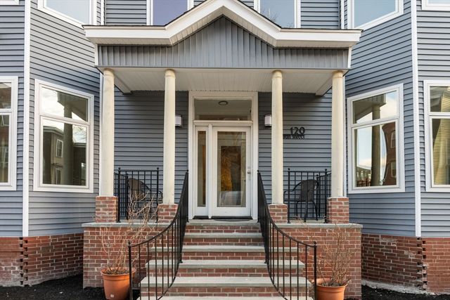 120 Regent St 4, Boston, MA 02119