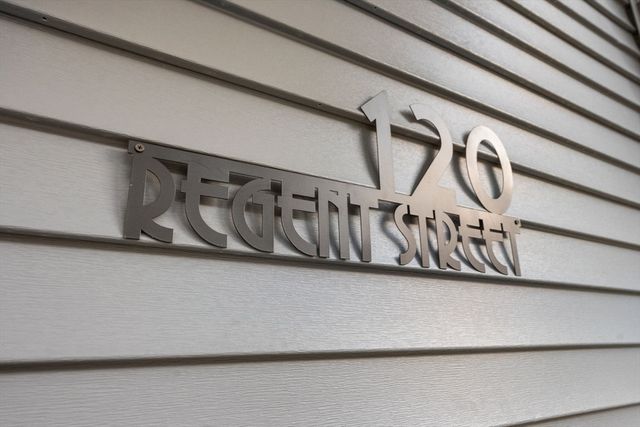 120 Regent St 4, Boston, MA 02119