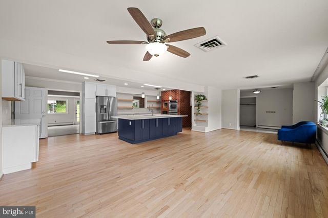 6 RAINBOW CT, Owings Mills, MD 21117