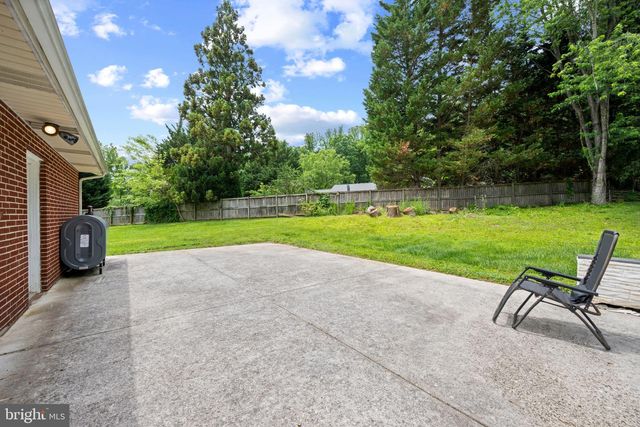 6 RAINBOW CT, Owings Mills, MD 21117
