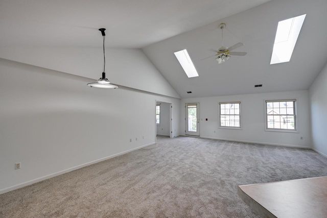 1530 Langley Lane, Madison, WI 53718