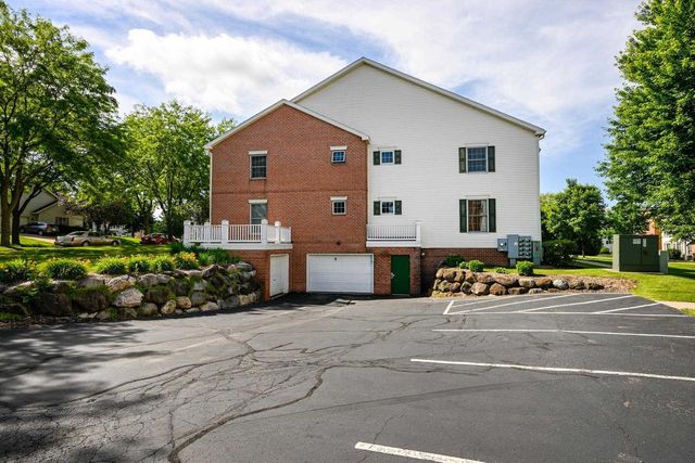 1530 Langley Lane, Madison, WI 53718