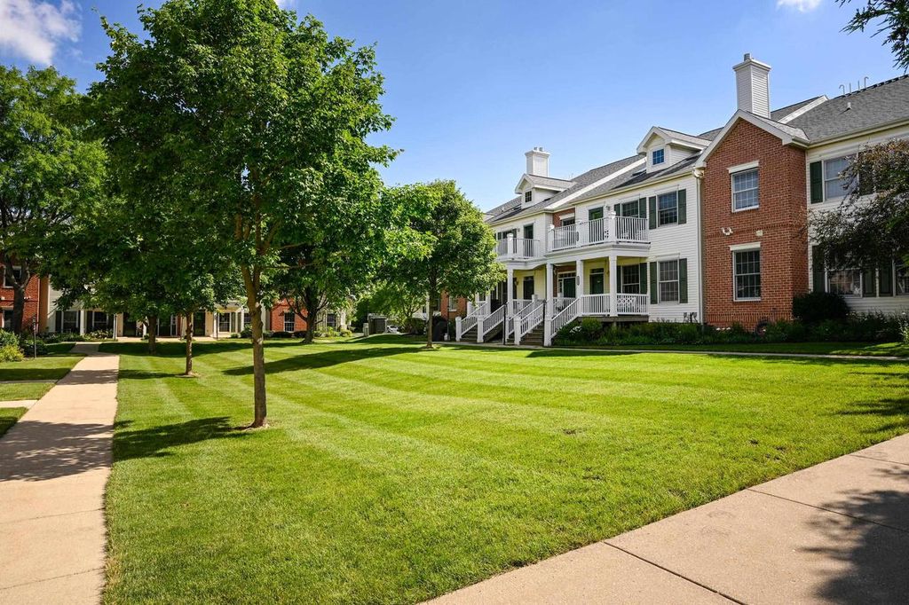 1530 Langley Lane, Madison, WI 53718