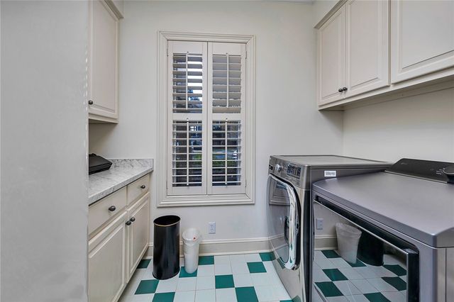 912 Champney, St Simons Island, GA 31522