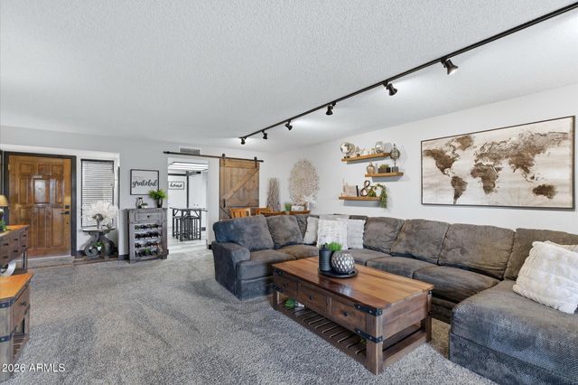 9427 W MCRAE Way, Peoria, AZ 85382