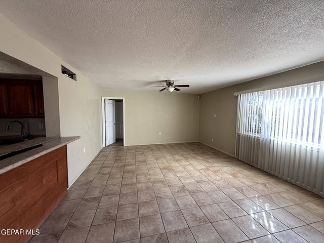 2801 Hawick Road, El Paso, TX 79925