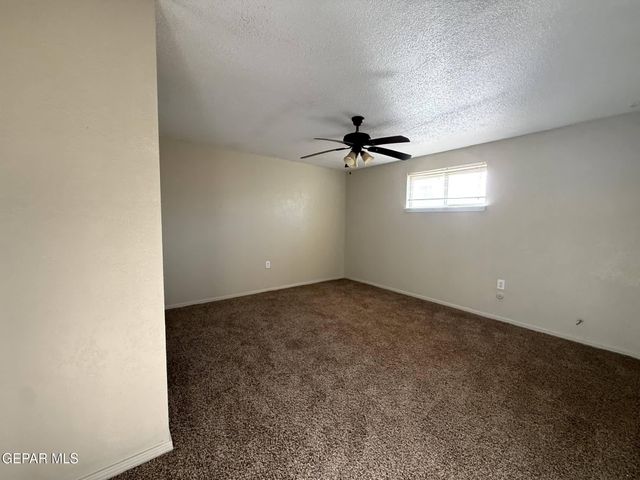 2801 Hawick Road, El Paso, TX 79925