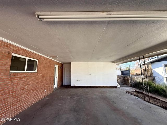 2801 Hawick Road, El Paso, TX 79925