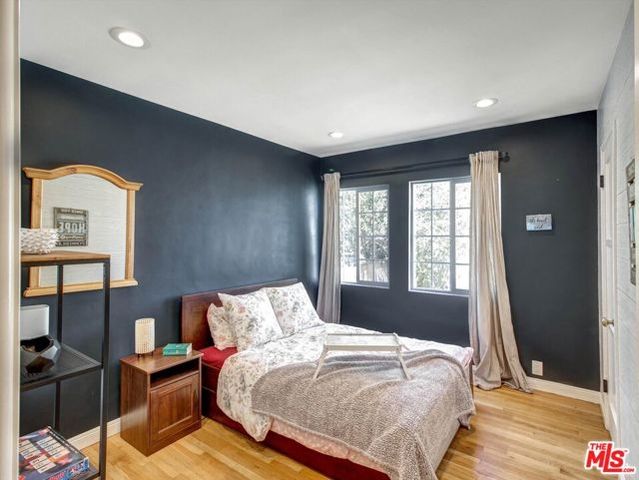 3021 S Genesee Avenue, Los Angeles, CA 90016