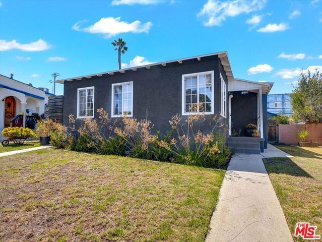 3021 S Genesee Avenue, Los Angeles, CA 90016