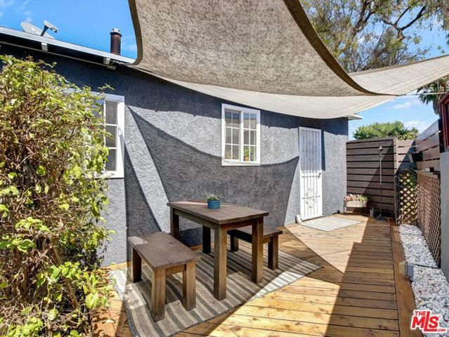 3021 S Genesee Avenue, Los Angeles, CA 90016