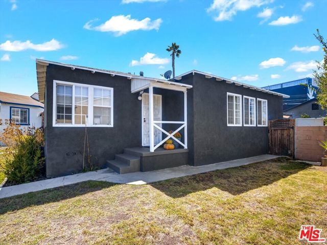 3021 S Genesee Avenue, Los Angeles, CA 90016
