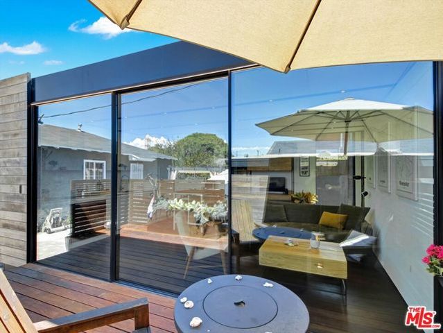 3021 S Genesee Avenue, Los Angeles, CA 90016