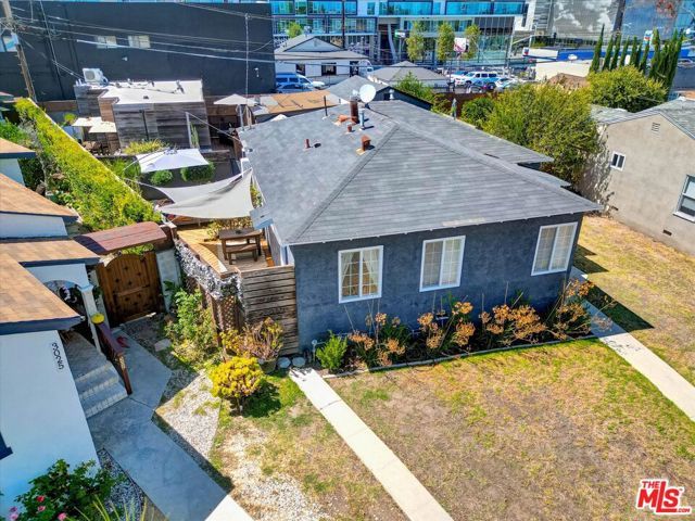 3021 S Genesee Avenue, Los Angeles, CA 90016
