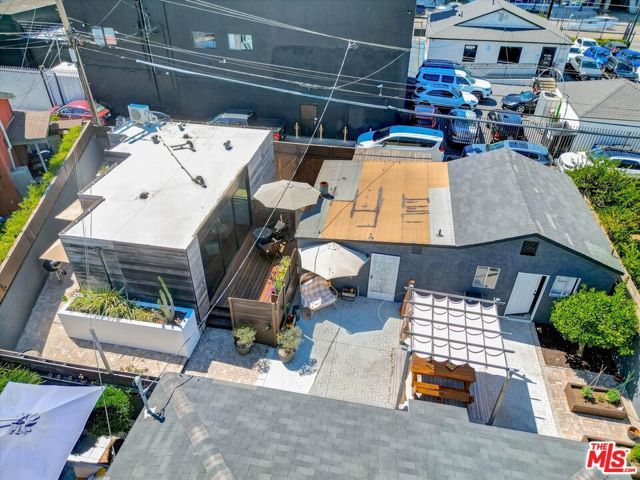 3021 S Genesee Avenue, Los Angeles, CA 90016