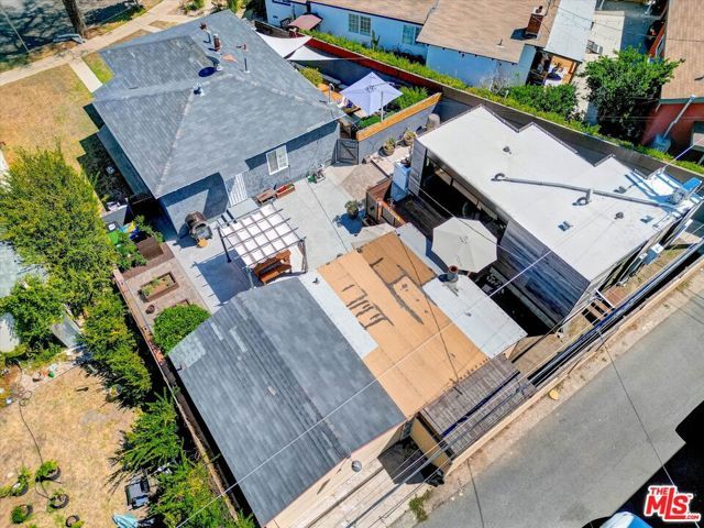 3021 S Genesee Avenue, Los Angeles, CA 90016