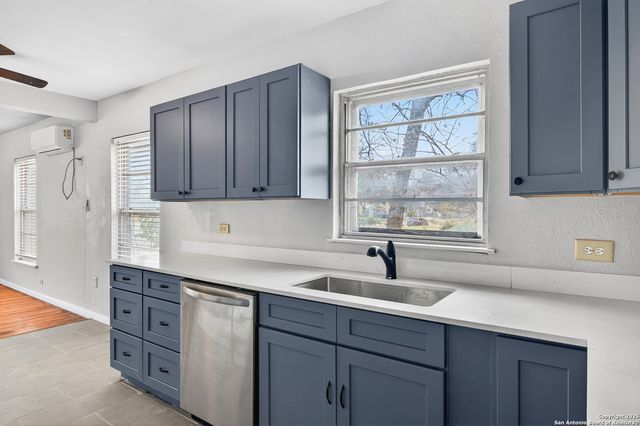 181 Hermine, San Antonio, TX 78212