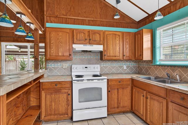 181 Hermine, San Antonio, TX 78212