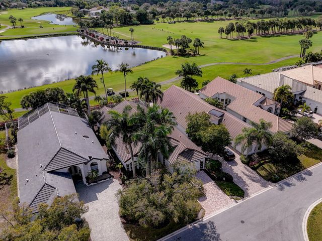 6646 Oakmont Way, West Palm Beach, FL 33412