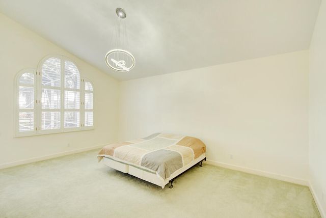 6646 Oakmont Way, West Palm Beach, FL 33412