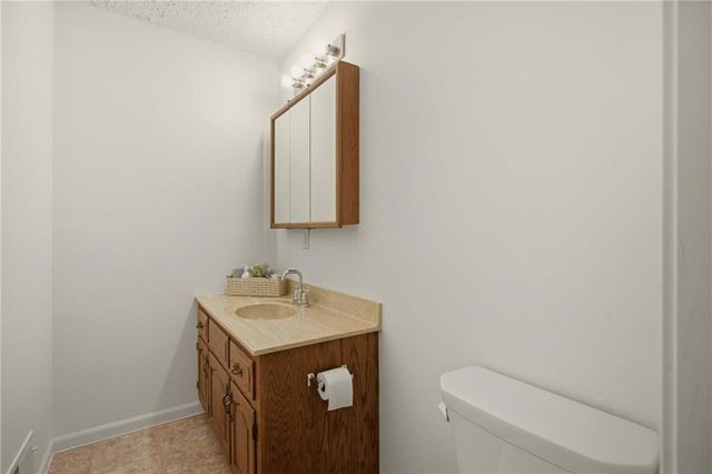 33701 E 275th Street, Garden City, MO 64747