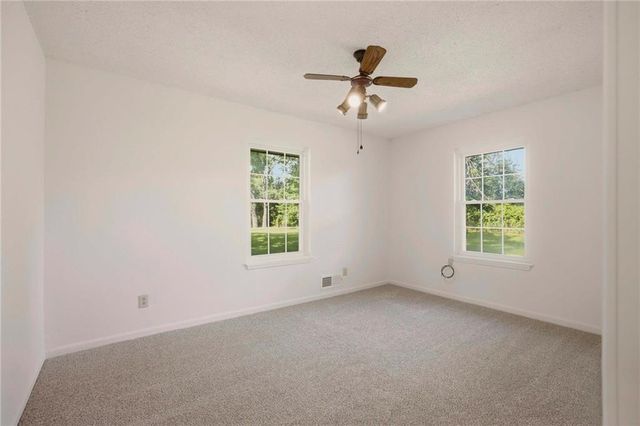 33701 E 275th Street, Garden City, MO 64747