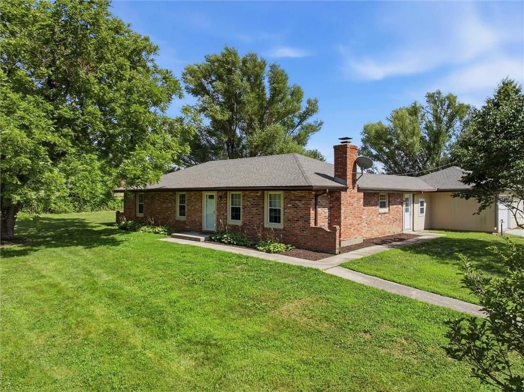 33701 E 275th Street, Garden City, MO 64747