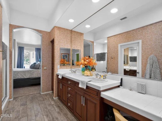 2886 Golf Villa Way, Camarillo, CA 93010