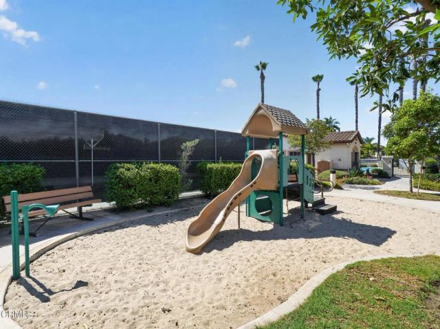 2886 Golf Villa Way, Camarillo, CA 93010