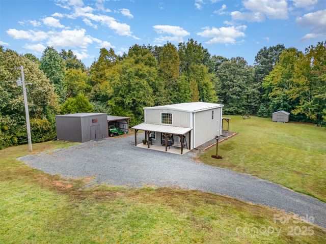 690 Hill Road, Wadesboro, NC 28170