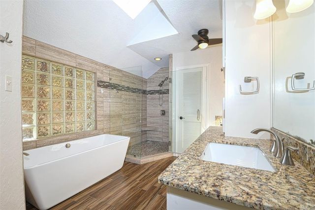 5 Berrypick Lane, The Woodlands, TX 77380