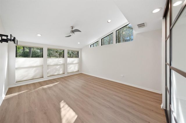 5 Berrypick Lane, The Woodlands, TX 77380