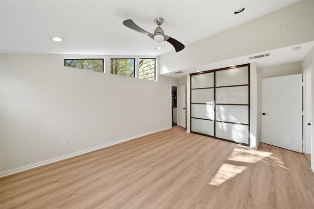 5 Berrypick Lane, The Woodlands, TX 77380